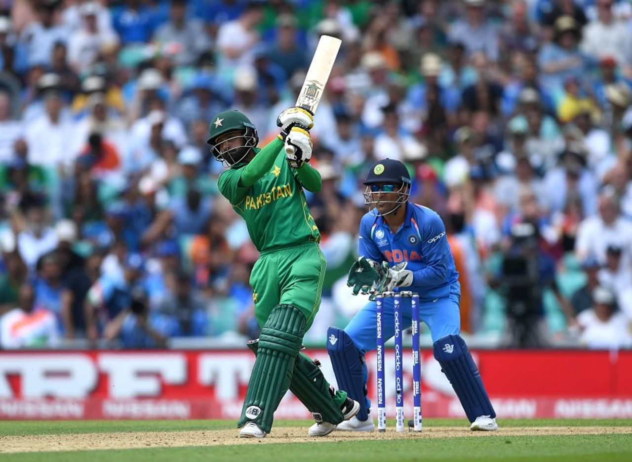 Mohammad Hafeez launches one down the ground, India v Pakistan, Final, Champions Trophy 2017, The Oval, London, June 18, 2017