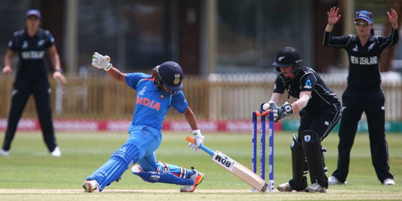 How close? Mona Meshram avoids being stumped, India v New Zealand, ICC Women's World Cup warm-up, Derby, June 19, 2017