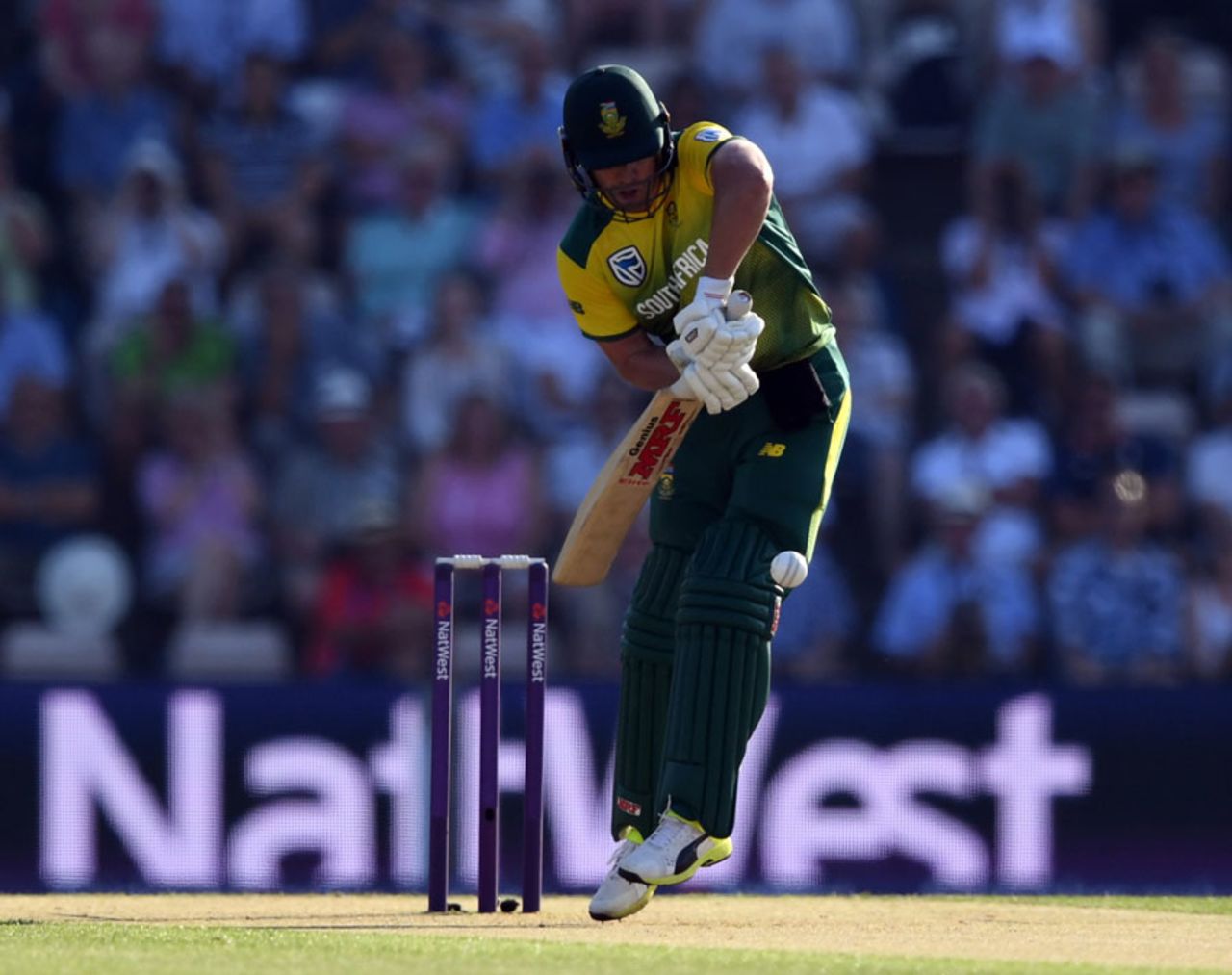AB de Villiers struggled a little for timing, England v South Africa, 1st T20I, Ageas Bowl, June 21, 2017