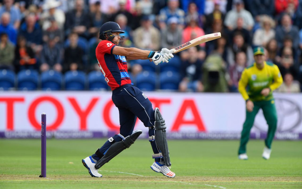 Dawid Malan struck his second ball in international cricket for six, England v South Africa, 3rd T20I, Cardiff, June 25, 2017