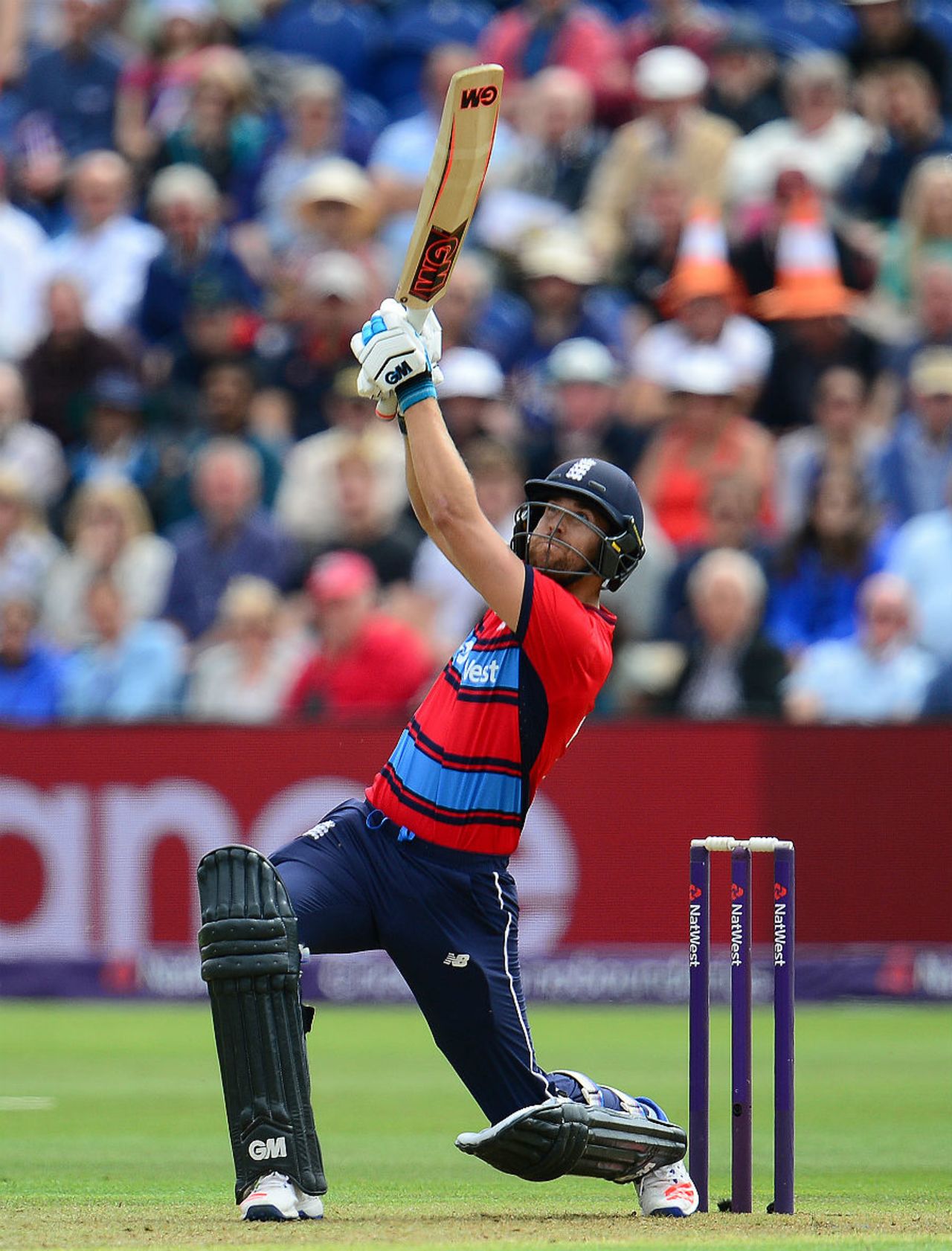 Dawid Malan cut loose to make a fine half-century on debut, England v South Africa, 3rd T20I, Cardiff, June 25, 2017