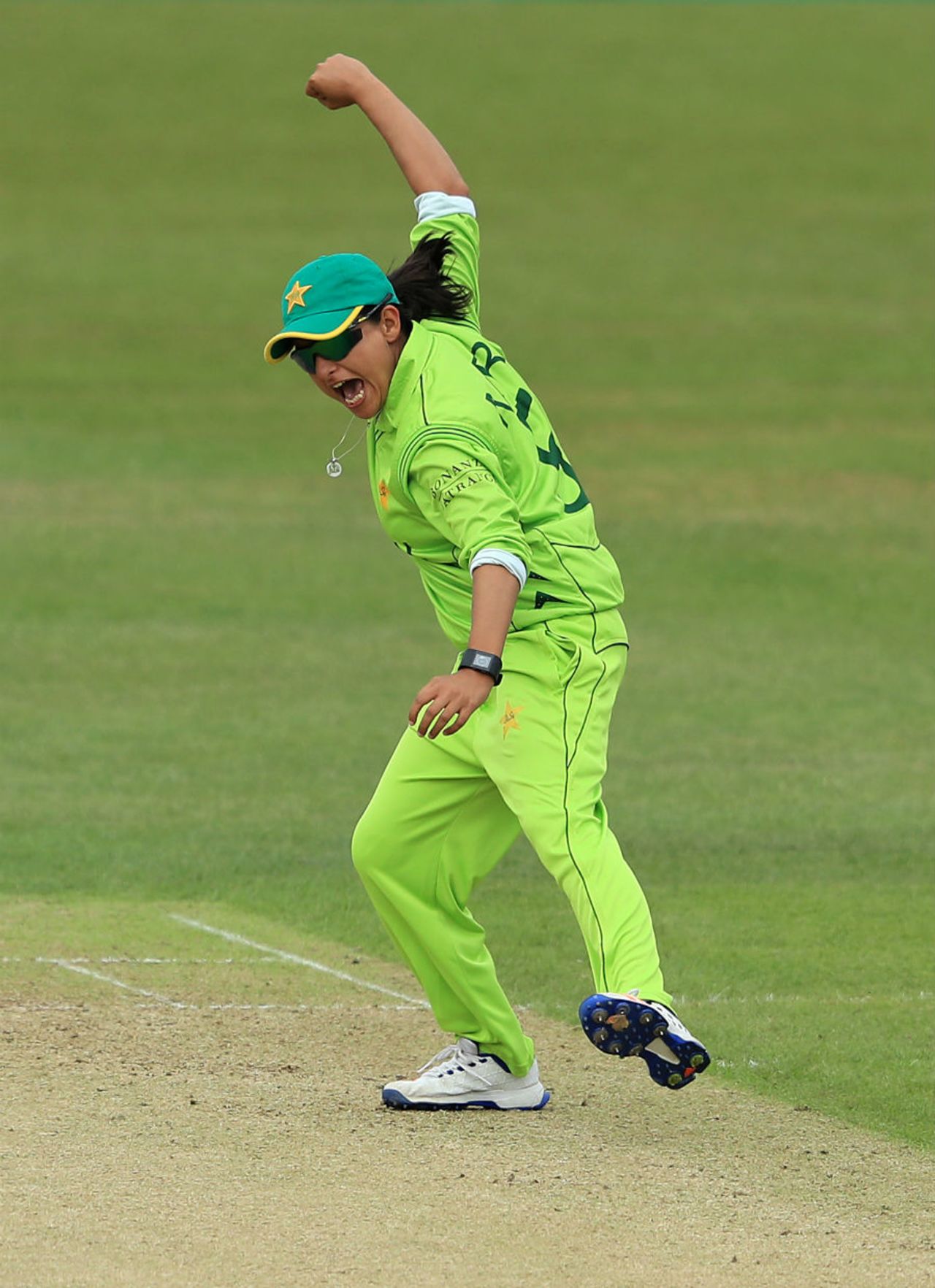 Sana Mir celebrates a wicket, South Africa v Pakistan, Women's World Cup, Leicester, June 25, 2017