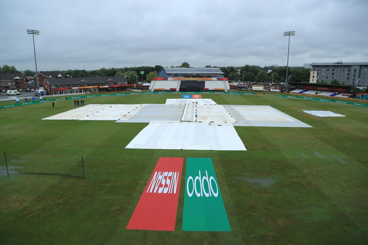 Heavy rain delayed the start at Derby, New Zealand v South Africa, Women's World Cup, Derby, June 28, 2017