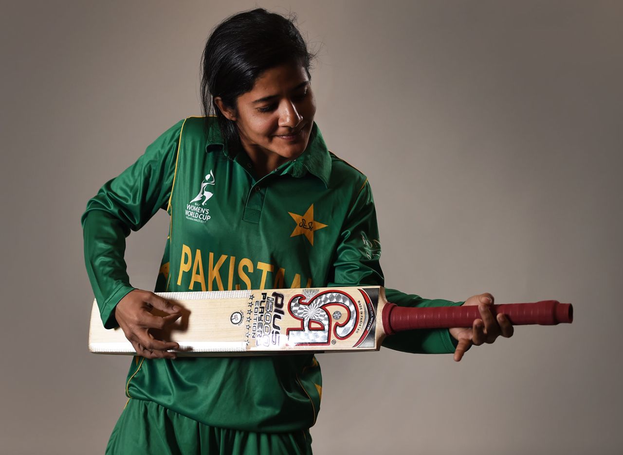 Javeria Khan, player profile