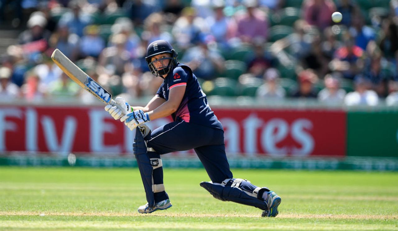 Heather Knight sweeps during her match-winning 82, England v Sri Lanka, Women's World Cup, Taunton, July 2, 2017