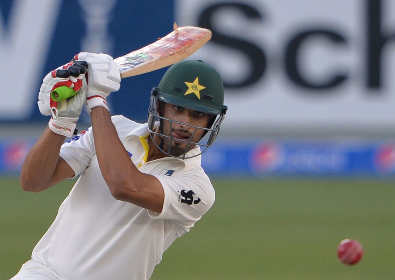 Shan Masood drives, Pakistan v New Zealand, 2nd Test, Dubai, 2nd day, November 18, 2014