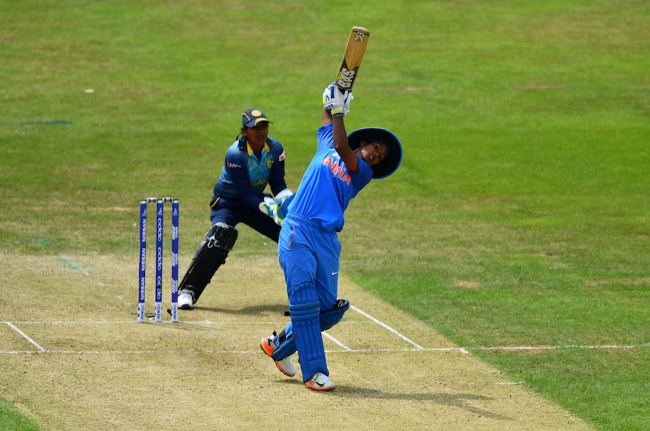 Deepti Sharma goes high down the ground, India v Sri Lanka, Women's World Cup 2017, Derby, July 5, 2017