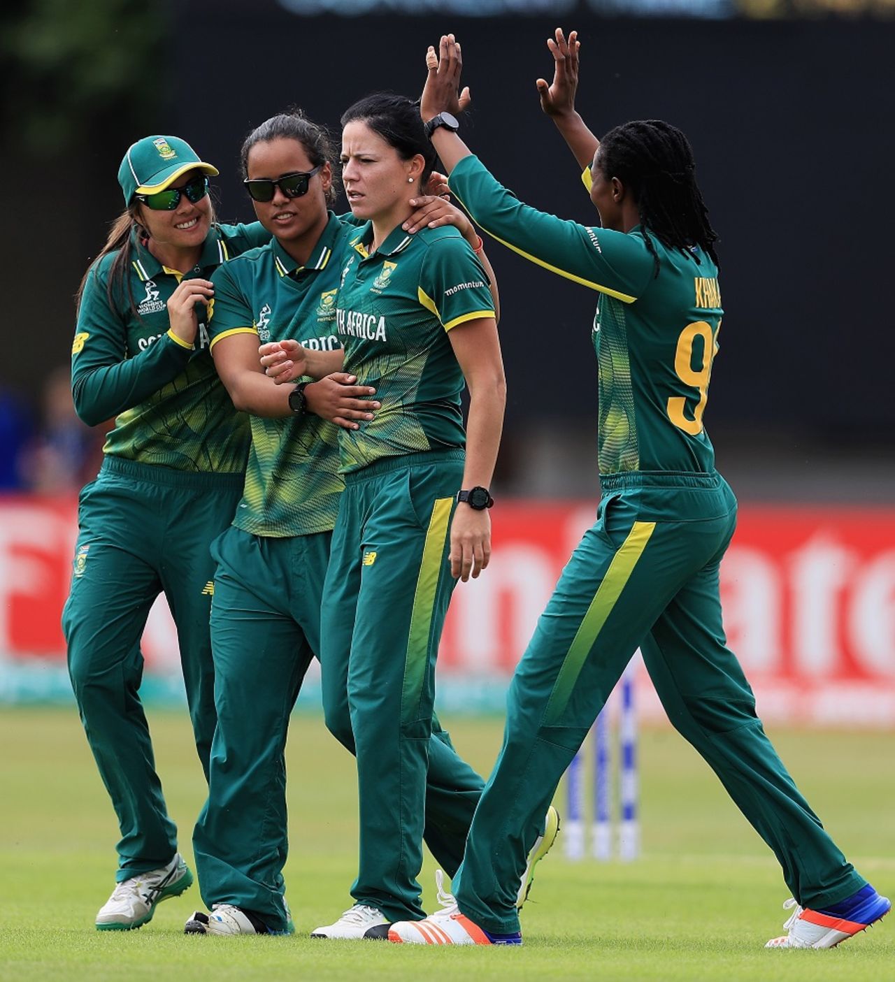 Marizanne Kapp bowled Harmanpreet Kaur, India v South Africa, Women's World Cup 2017, Leicester, July 8, 2017