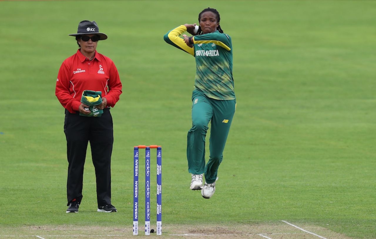 Ayabonga Khaka is about to send down a delivery, South Africa Women v Sri Lanka Women, Women's World Cup, Taunton, July 12, 2017