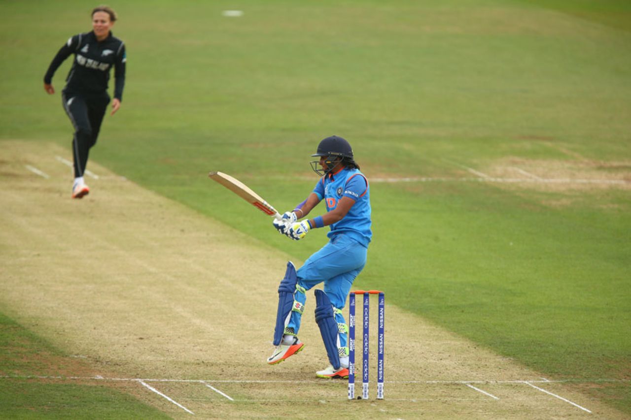 Harmanpreet Kaur plays a pull, India v New Zealand, Women's World Cup, July 15, 2017