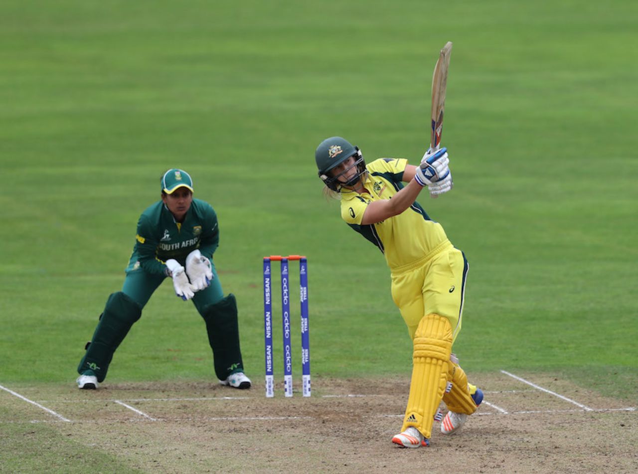 Ellyse Perry slams one into the leg side, Australia v South Africa, Women's World Cup, Taunton, July 15, 2017