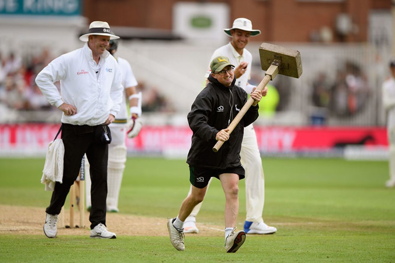 The groundsman runs on a large mallet to do some repairs, England v South Africa, 2nd Investec Test, Trent Bridge, 3rd day, July 16, 2017