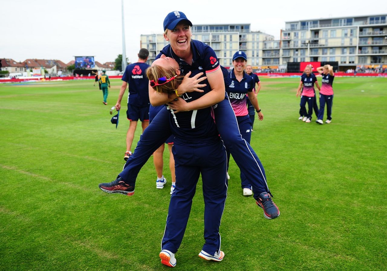 Heather Knight and Danielle Hazell toast their victory, England v South Africa, Women's World Cup, Bristol, July 18, 2017
