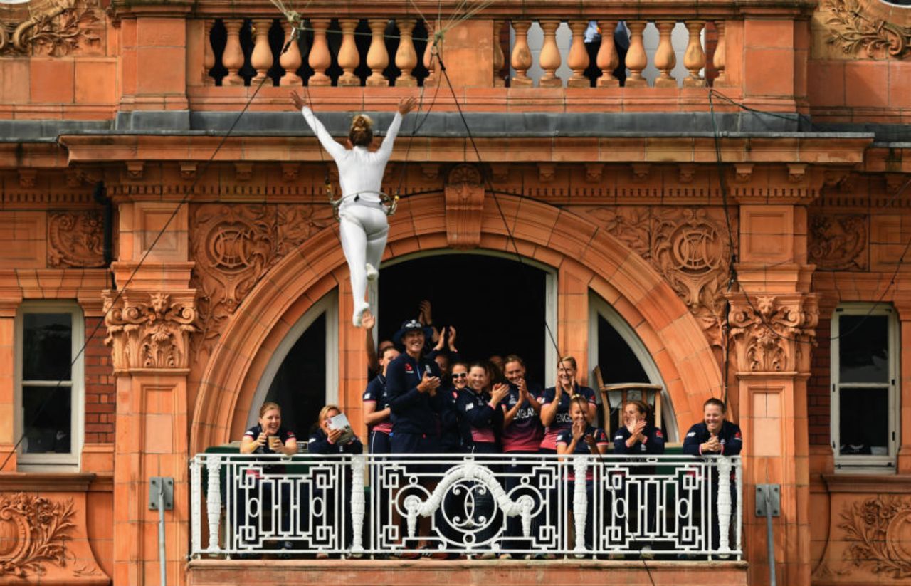England players watching a performing artist take centerstage, England v India, Women's World Cup final, Lord's, July 23, 2017