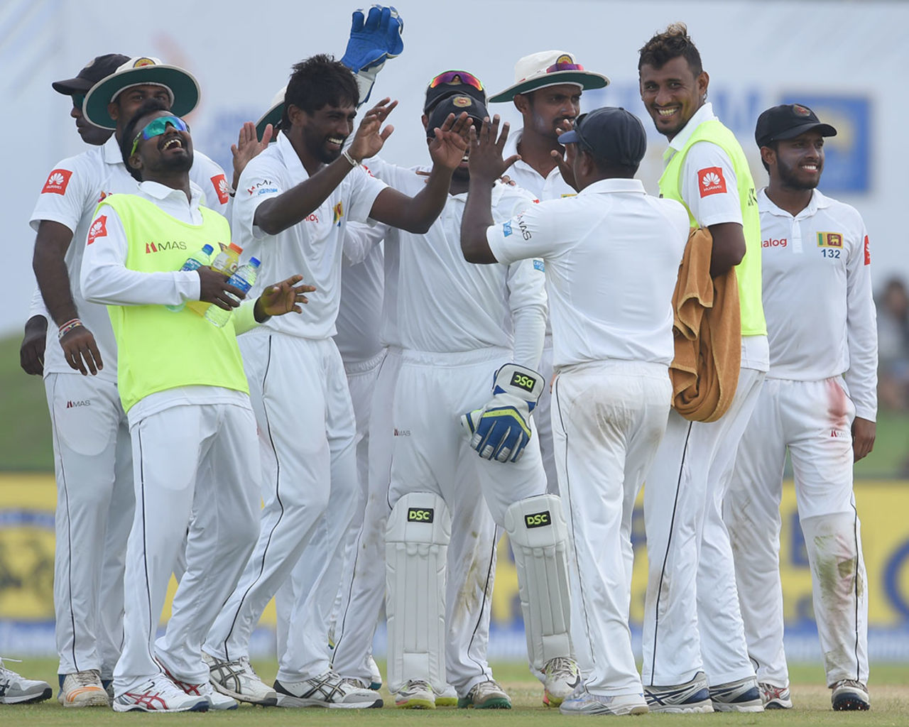 An elated Nuwan Pradeep celebrates Virat Kohli's wicket with his team-mates, Sri lanka v India, 1st Test, Galle, 1st day, July 26, 2017
