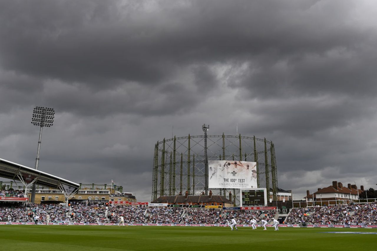 Dark clouds loom above the ground during the morning session, England v South Africa, 3rd Investec Test, The Oval, July 27, 2017