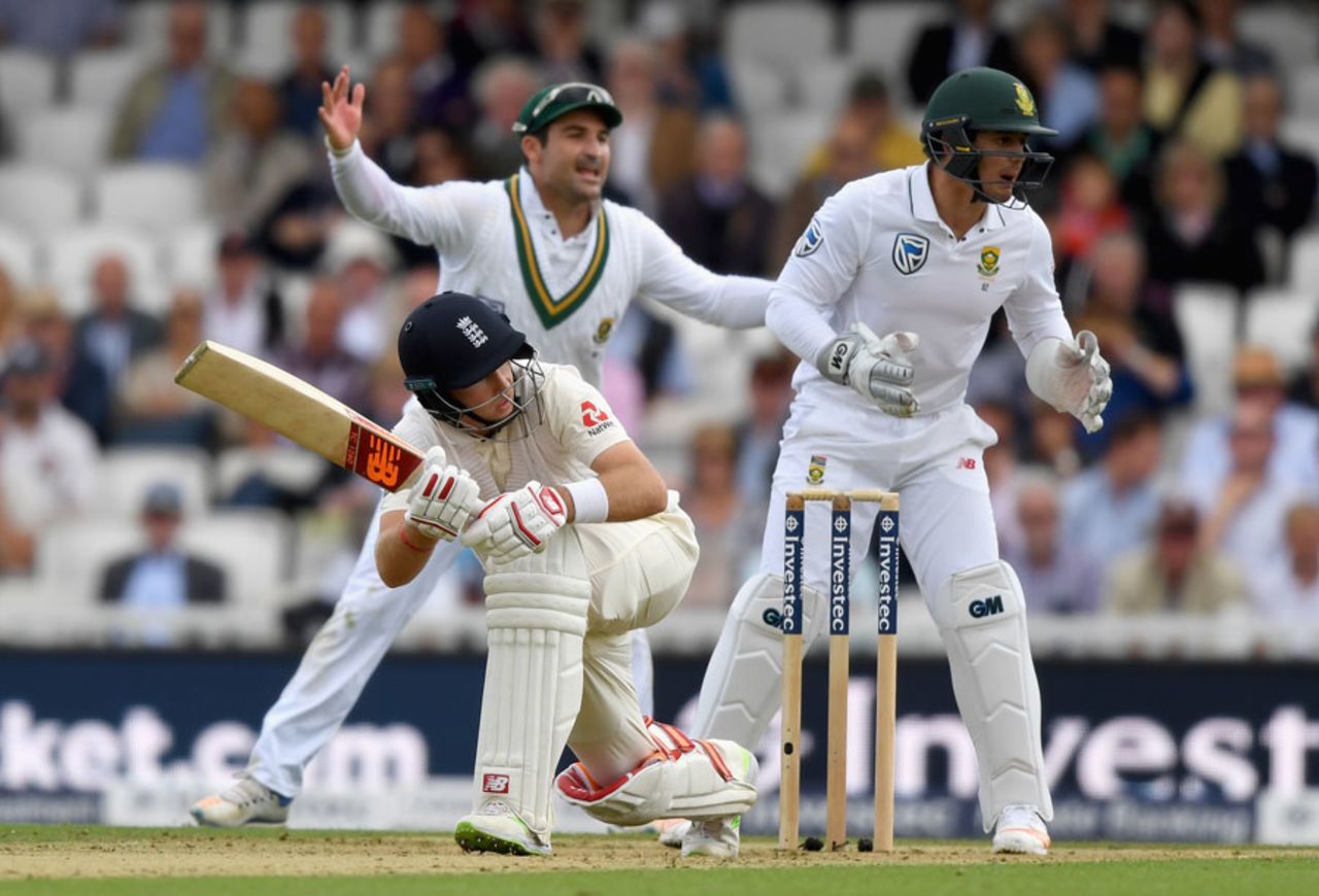 Joe Root nudges to the leg side, England v South Africa, 3rd Investec Test, The Oval, 1st day, July 27, 2017