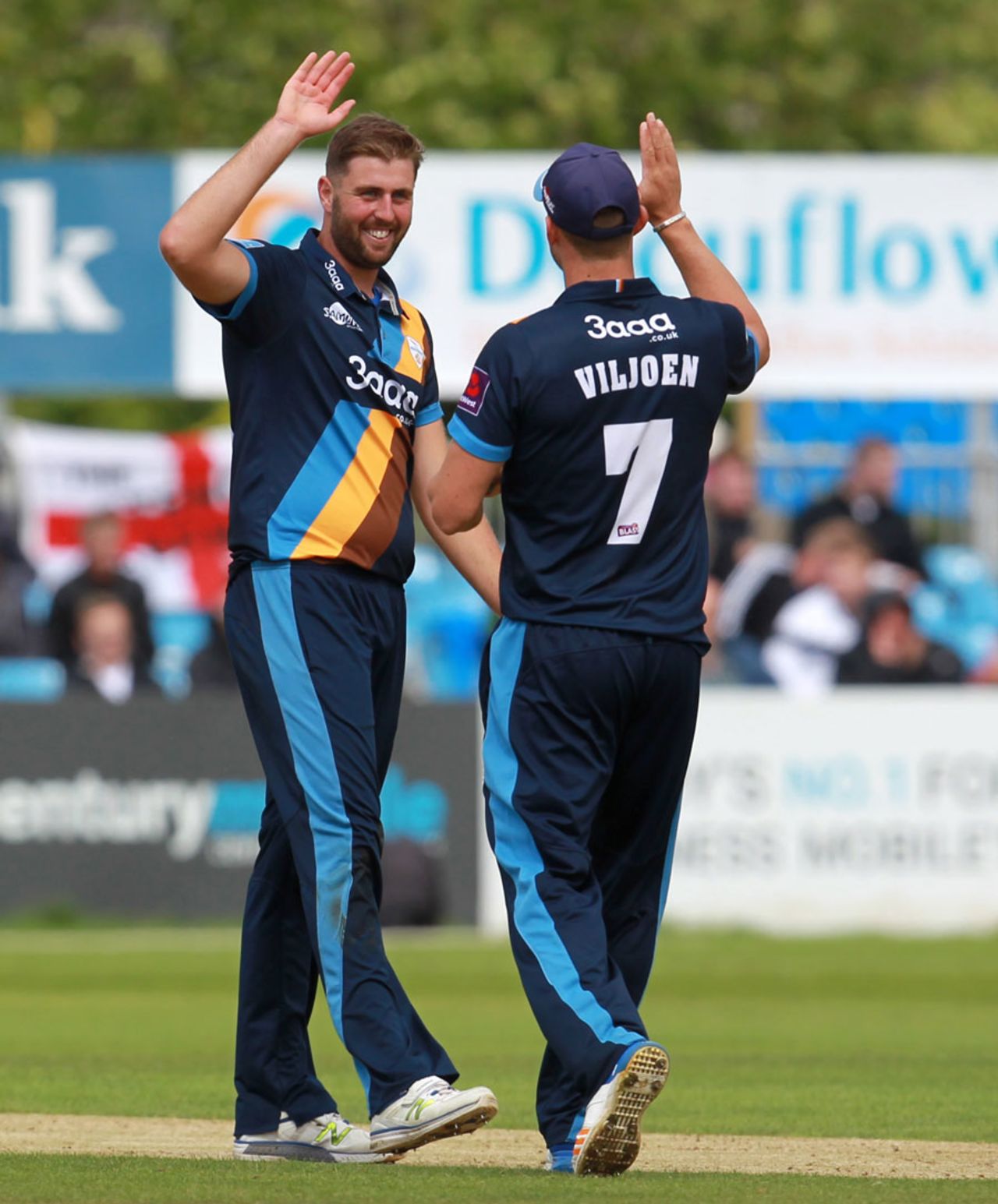 Ben Cotton celebrates a wicket, Derbyshire v Leicestershire, NatWest T20 Blast, North Group, Derby, July 31, 2017