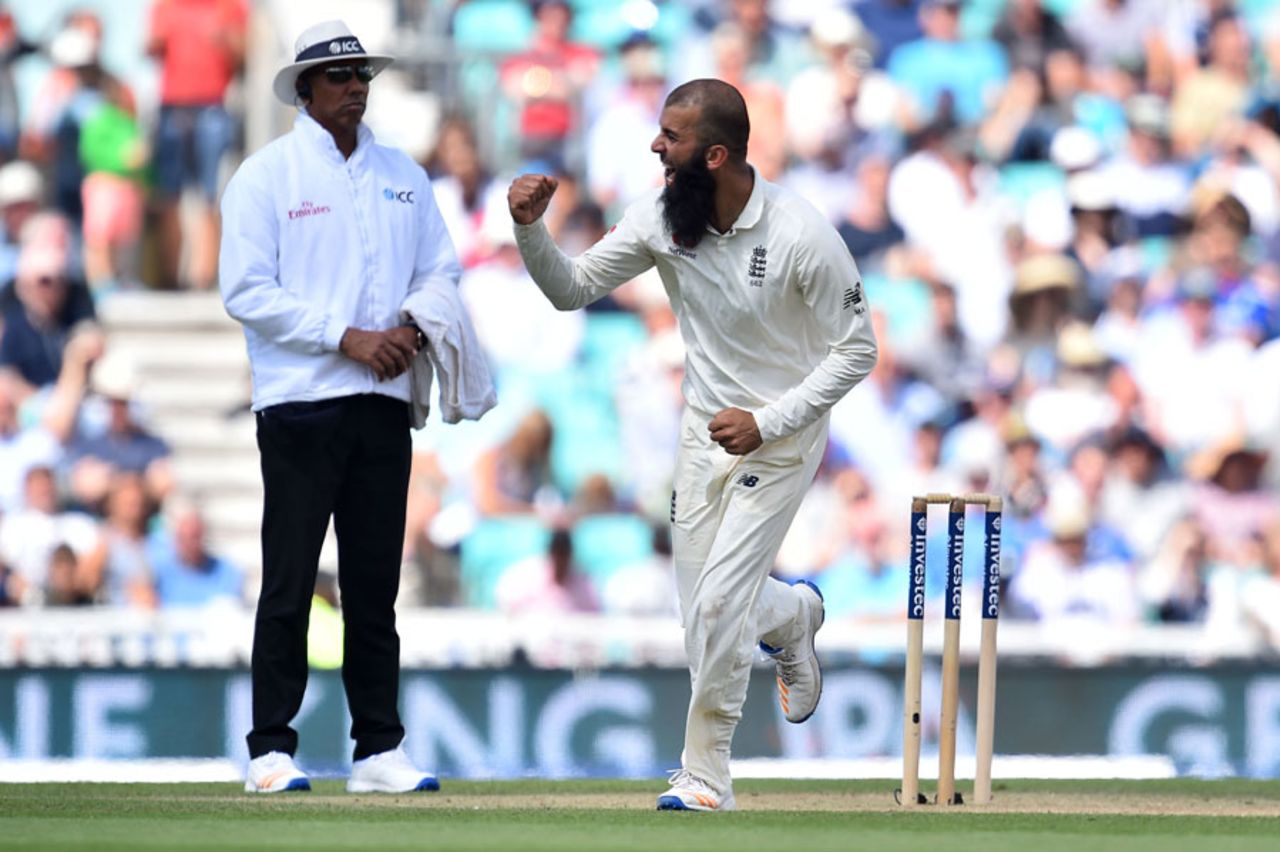 Moeen Ali removed Dean Elgar at the start of a hat-trick, England v South Africa, 3rd Investec Test, The Oval, 5th day, July 31, 2017