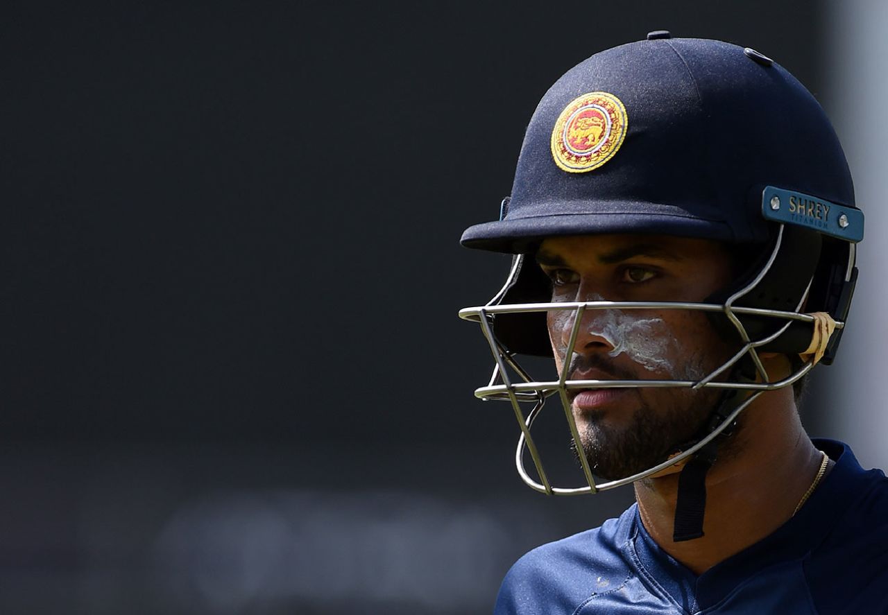 Sri Lanka captain Dinesh Chandimal practised with the squad after missing the first Test, Colombo, August 1, 2017