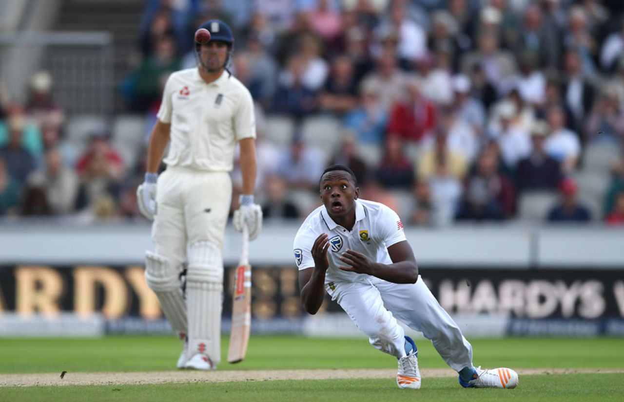 Kagiso Rabada was unable to get to a chance off his own bowling, England v South Africa, 4th Investec Test, Old Trafford, 1st day, August 4, 2017