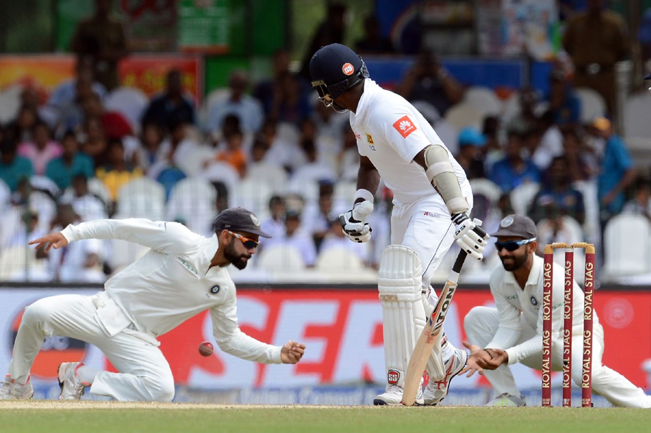 Virat Kohli dropped a sharp chance to his left to let off Angelo Mathews, Sri Lanka v India, 2nd Test, SSC, 3rd day, Colombo, August 5, 2017