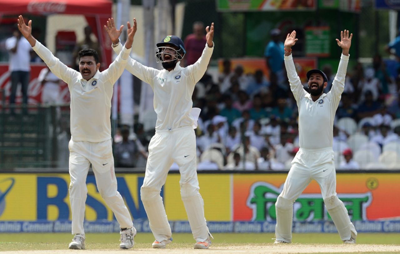 KL Rahul and Cheteshwar Pujara join in Ravindra Jadeja's unsuccessful lbw appeal against Kusal Mendis, Sri Lanka v India, 2nd Test, SSC, 3rd day, Colombo, August 5, 2017
