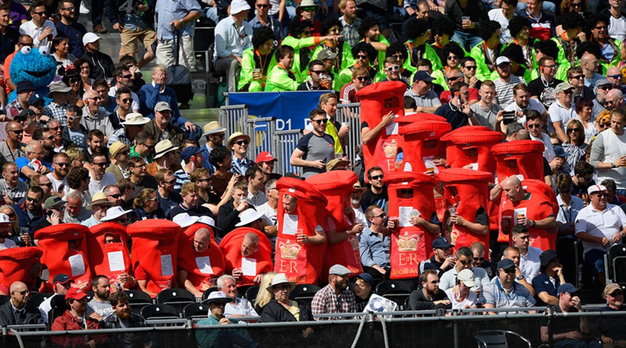 Let's go to the cricket dressed as postboxes, England v South Africa, 4th Investec Test, Old Trafford, 2nd day, August 5, 2017