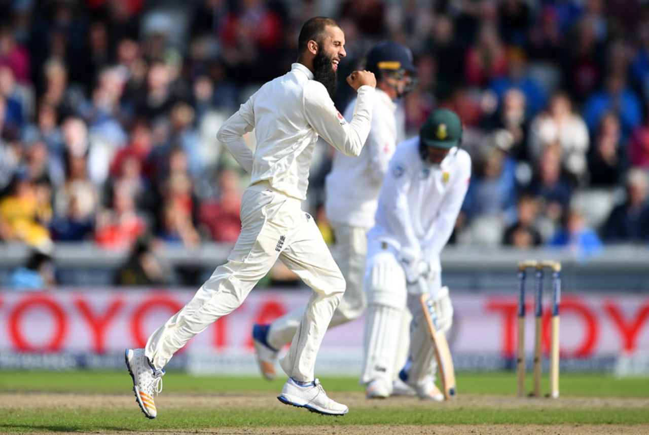 Moeen Ali had Quinton de Kock caught at slip, England v South Africa, 4th Investec Test, Old Trafford, 4th day, August 7, 2017