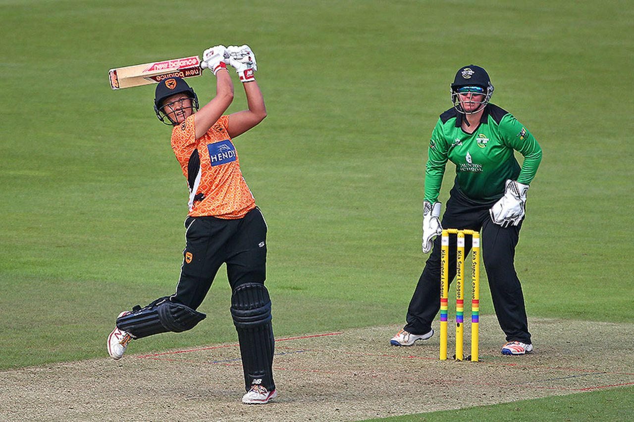 Suzie Bates takes the long handle to Western Storm, Southern Vipers v Western Storm, Kia Super League, Ageas Bowl, August 10, 2017