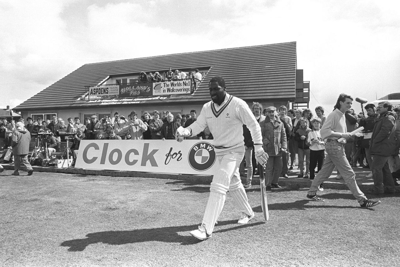 Viv Richards walks out to bat, Rishton v Haslingden, Lancashire League, May 3, 1987 
