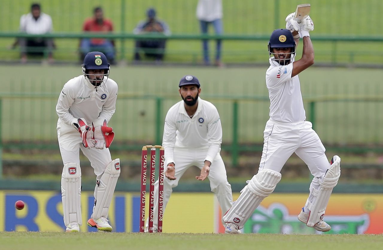 Dinesh Chandimal offered sturdy resistance, Sri Lanka v India, 3rd Test, 3rd day, Pallekele, August 14, 2017