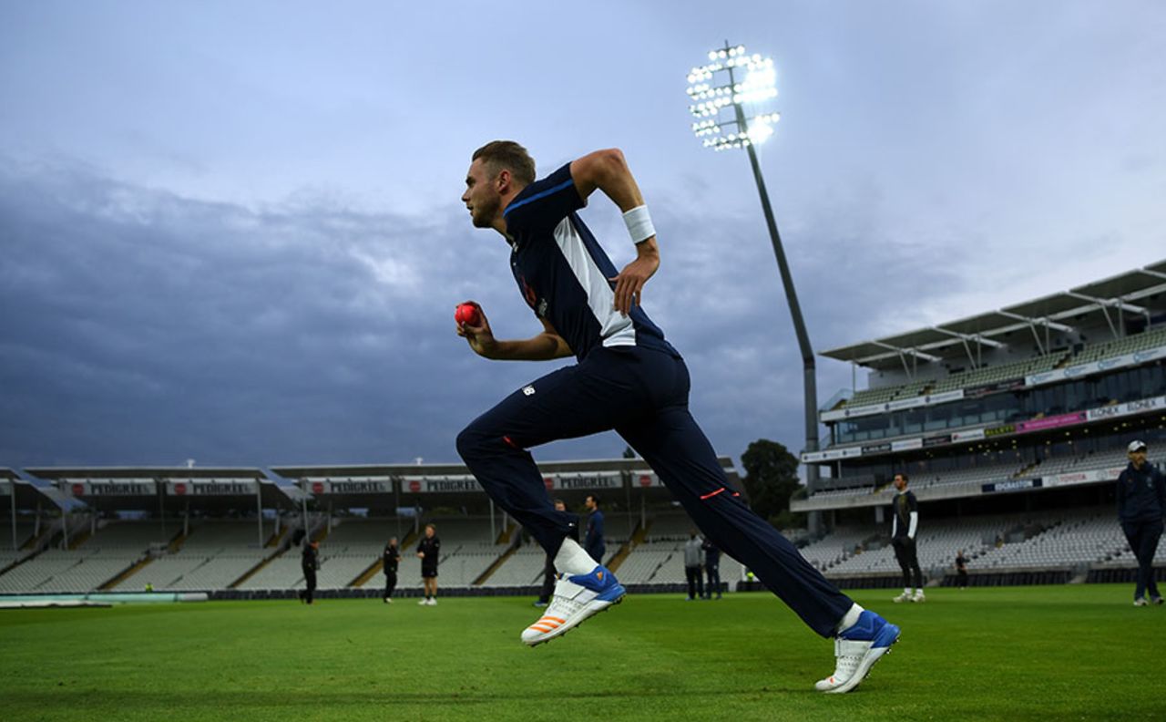 Stuart Broad bowls with the pink ball as England train under lights, Edgbaston, August 14, 2017