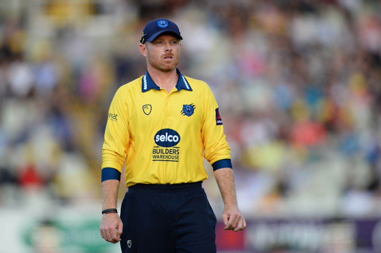 Ian Bell ponders his next move in the field, Birmingham v Worcestershire, NatWest Blast, North Group, Edgbaston, August 4, 2017
