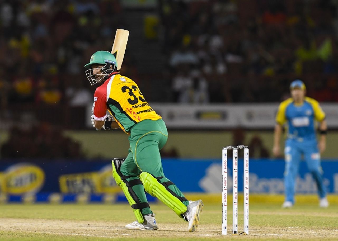 Sohail Tanvir set up Warriors' chase with 38, including the wicket of Darren Sammy, Guyana Amazon Warriors v St Lucia Stars, CPL 2017, Providence, August 22, 2017