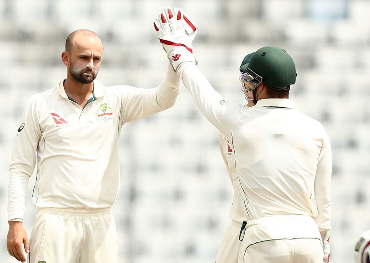 Nathan Lyon pinned Taijul Islam in front for 4, Bangladesh v Australia, 1st Test, Mirpur, 3rd day, August 29, 2017