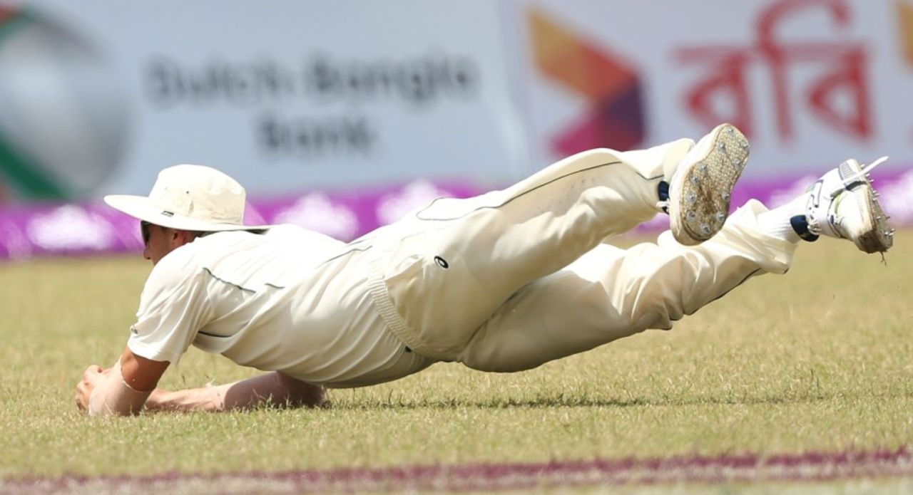 Pat Cummins took the catch to dismiss Shakib Al Hasan, Bangladesh v Australia, 1st Test, Mirpur, 3rd day, August 29, 2017