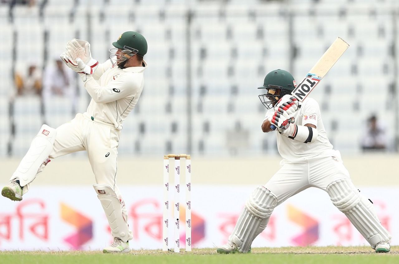 Mehidy Hasan lays into a cut, Bangladesh v Australia, 1st Test, Mirpur, 3rd day, August 29, 2017