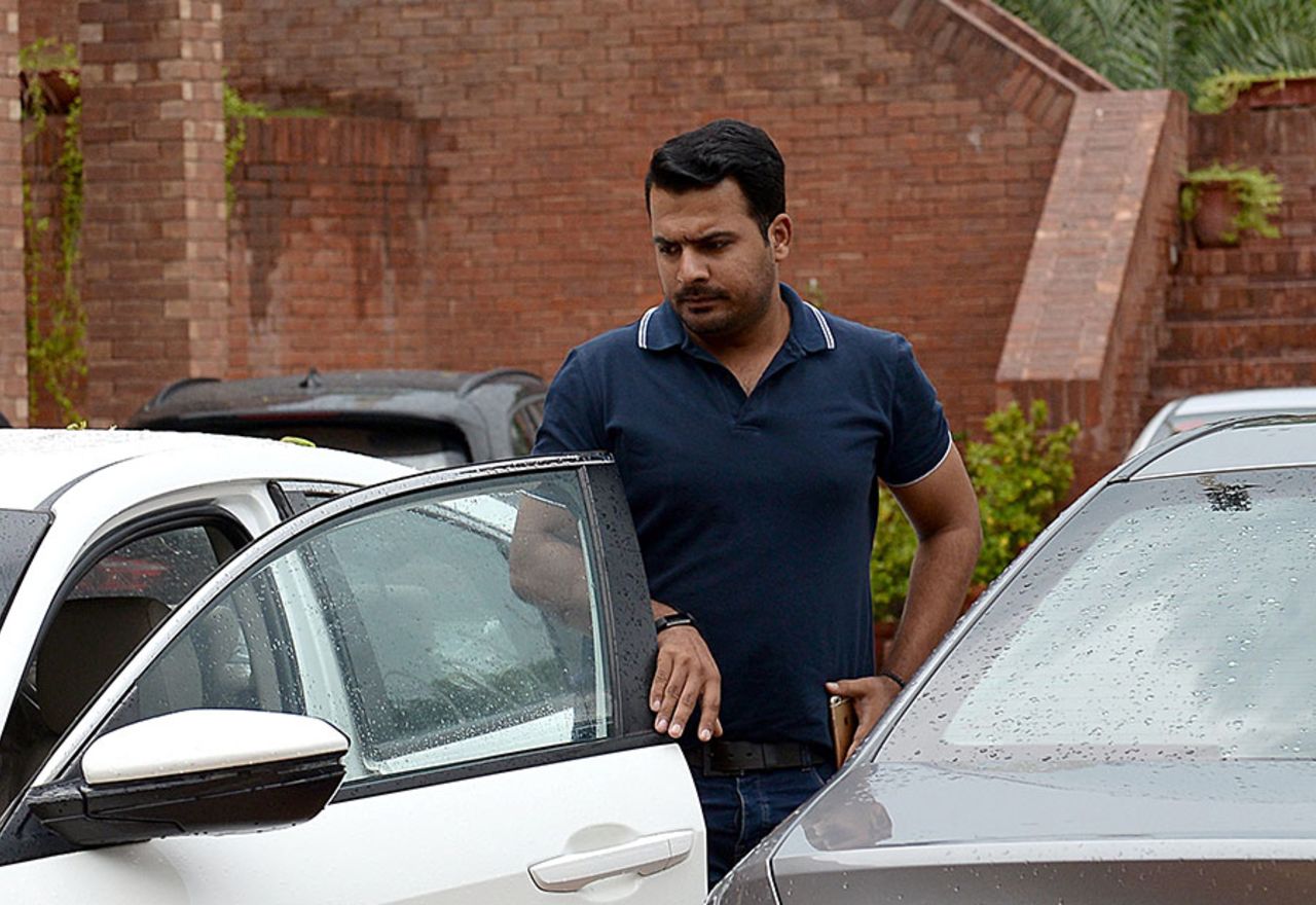 Sharjeel Khan arrives to attend an anti-corruption tribunal meeting in Lahore, August 30, 2017