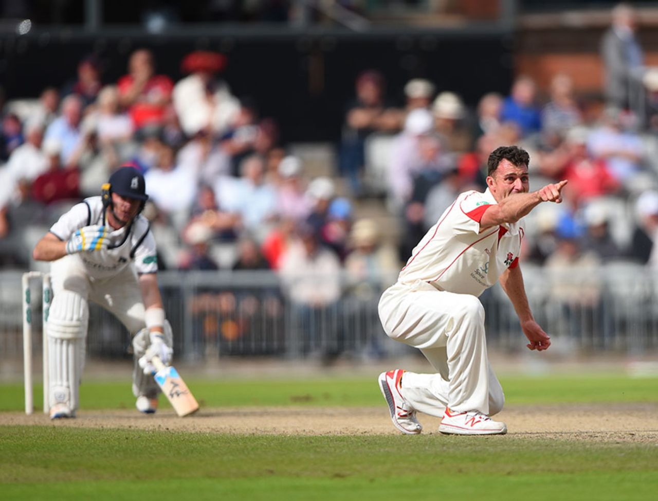 Ryan McLaren appeals for the wicket of Ian Bell, Lancashire v Warwickshire, Specsavers County Championship, Division One, Old Trafford, 3rd day, August 30, 2017