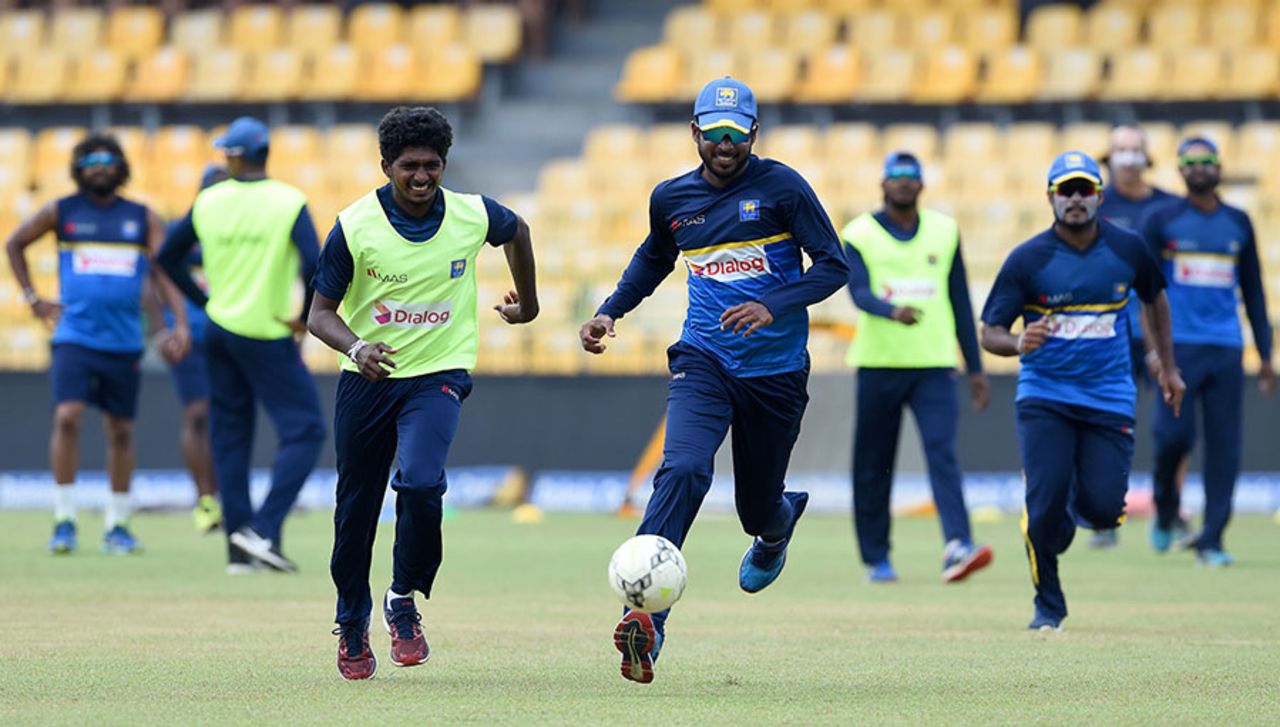 Sri Lanka captain Upul Tharanga engages in some football during a training session, Colombo, September 2, 2017