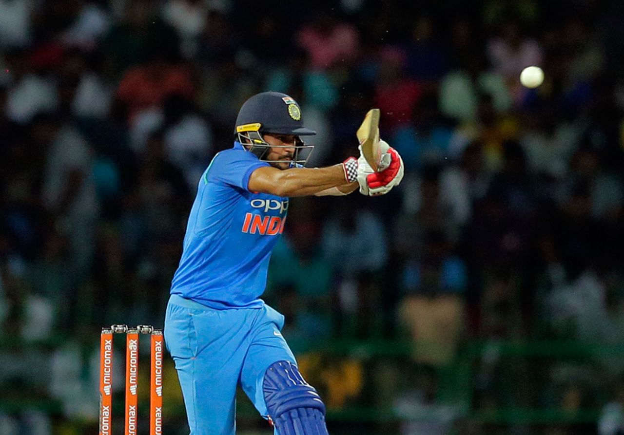 Manish Pandey swivels while pulling one away, Sri Lanka v India, 5th ODI, Colombo, September 3, 2017