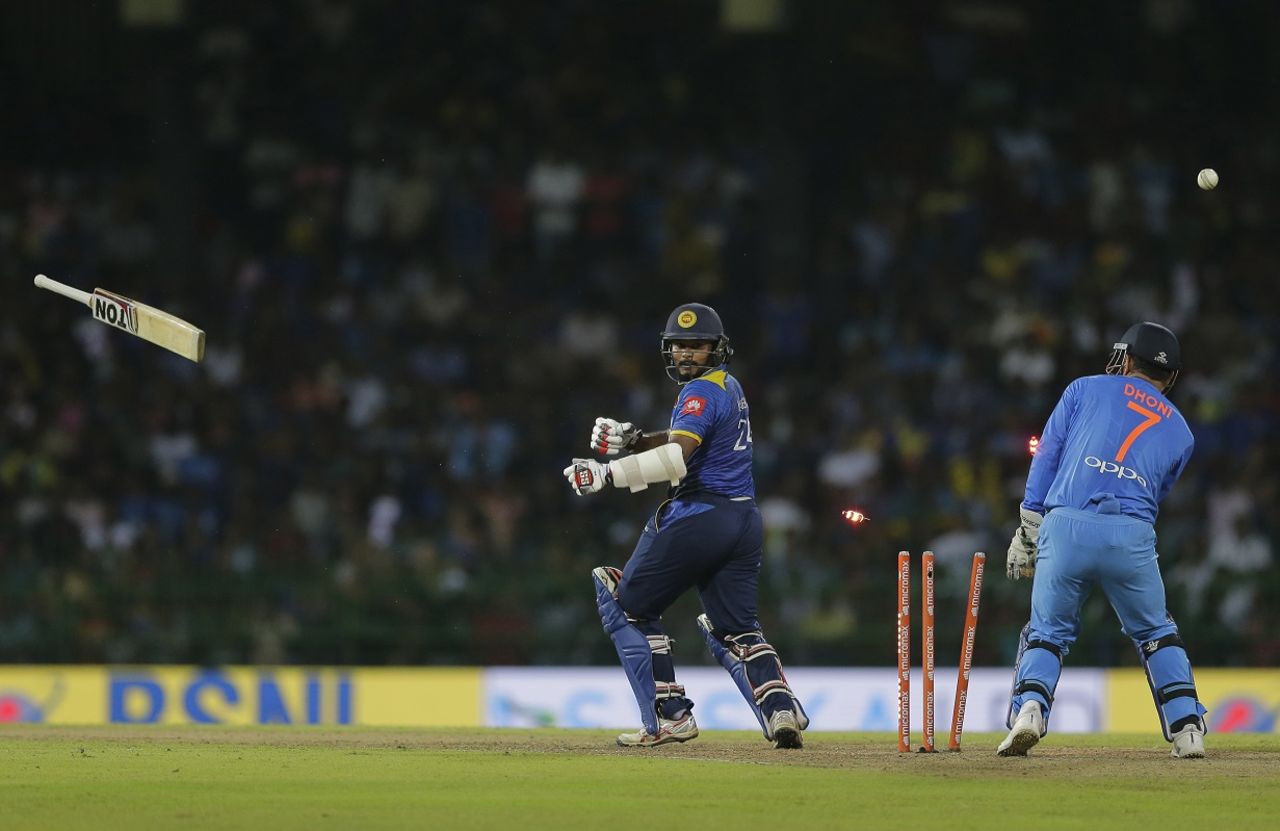 Dilshan Munaweera loses his bat, and his off stump, Sri Lanka v India, Only T20I, Colombo, September 6, 2017