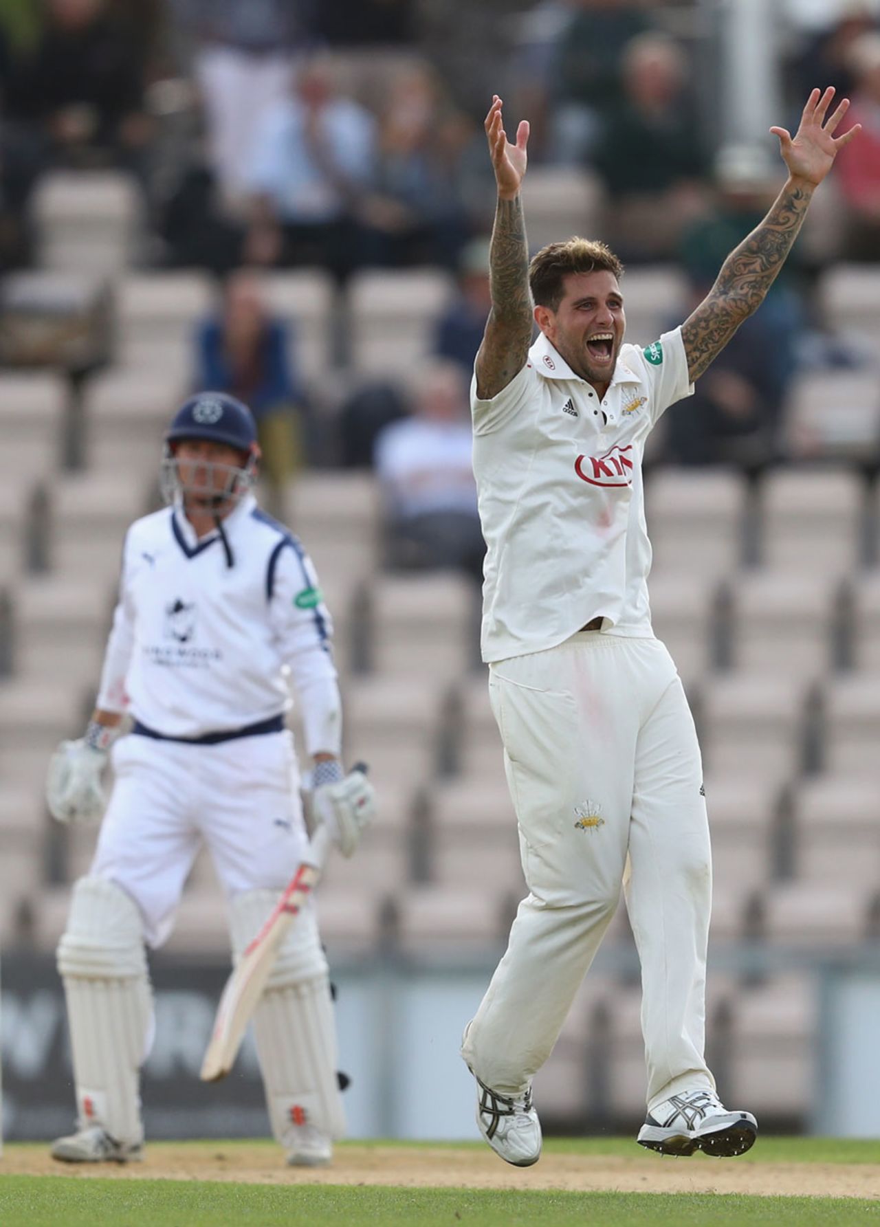 Jade Dernbach claimed vital early wickets, Hampshire v Surrey, Specsavers Championship, Division One, Ageas Bowl, 2nd day, September 6, 2017