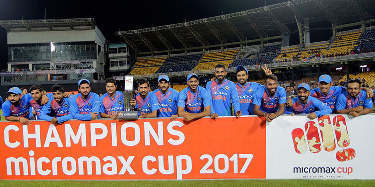 The victorious Indian team with the trophy, Sri Lanka v India, one-off T20I, Colombo, September 6, 2017