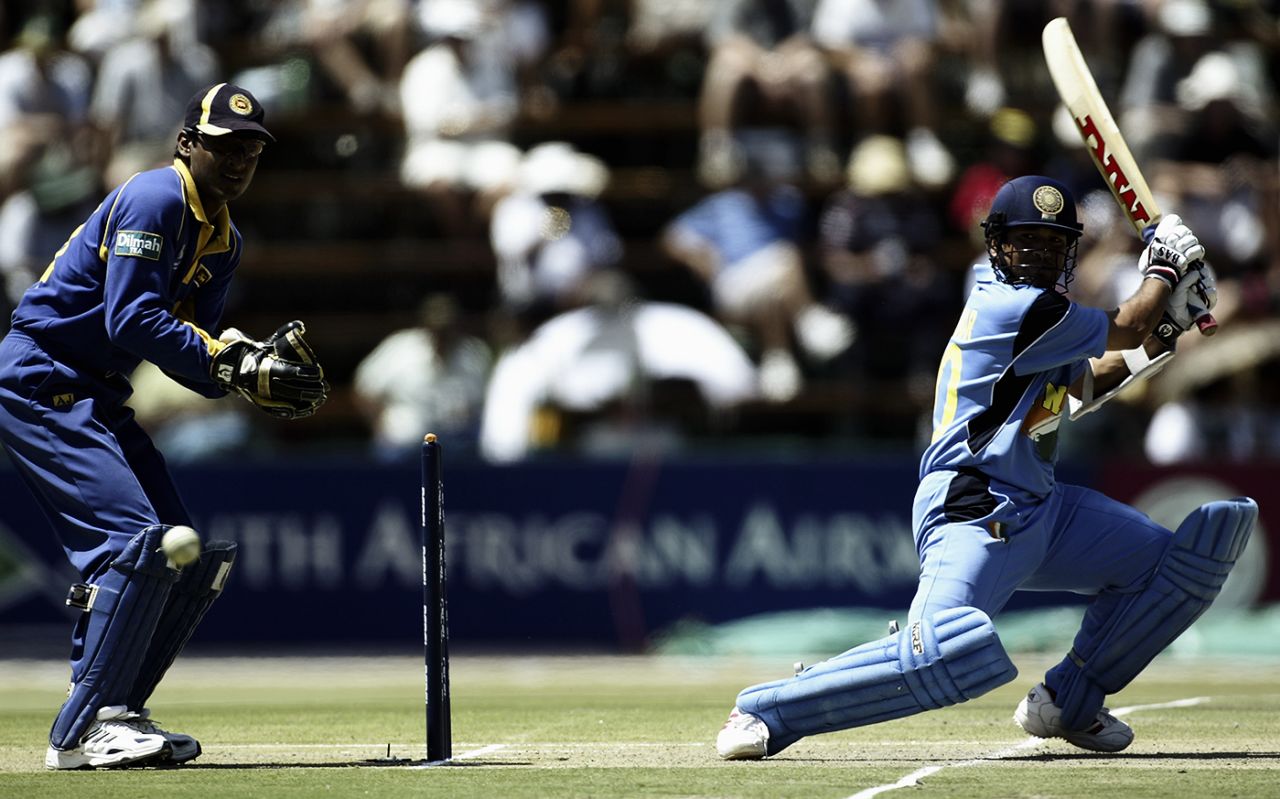 Sachin Tendulkar cuts, India v Sri Lanka, World Cup, Super Sixes,  Johannesburg, March 10, 2003