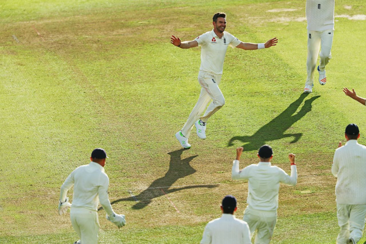 James Anderson takes the acclaim after his 500th Test wicket, England v West Indies, 3rd Investec Test, Lord's, 2nd day, September 8, 2017 