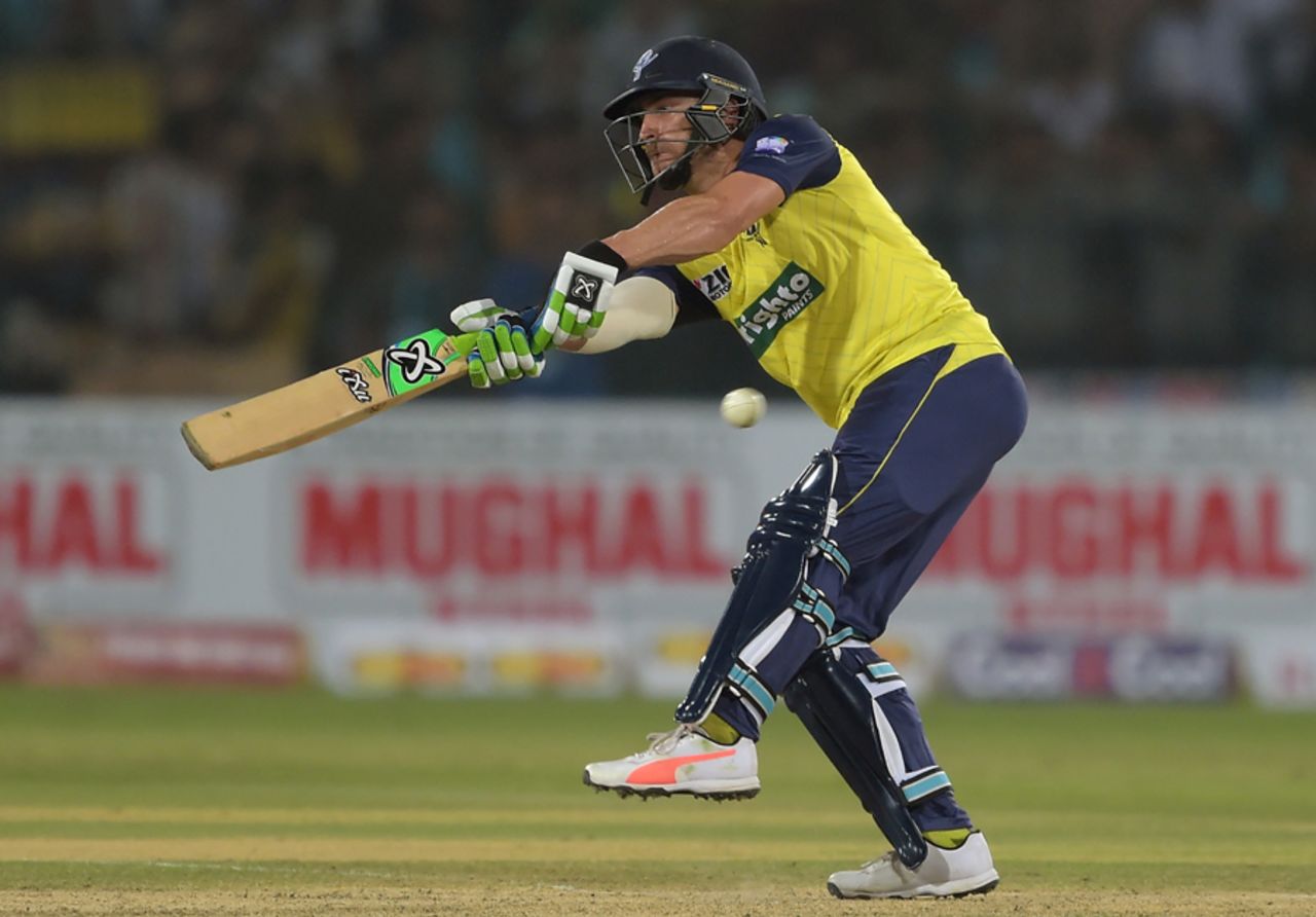 Faf du Plessis swivels after failing to time a pull, Pakistan v World XI, 1st T20I, Independence Cup 2017, Lahore, September 12, 2017