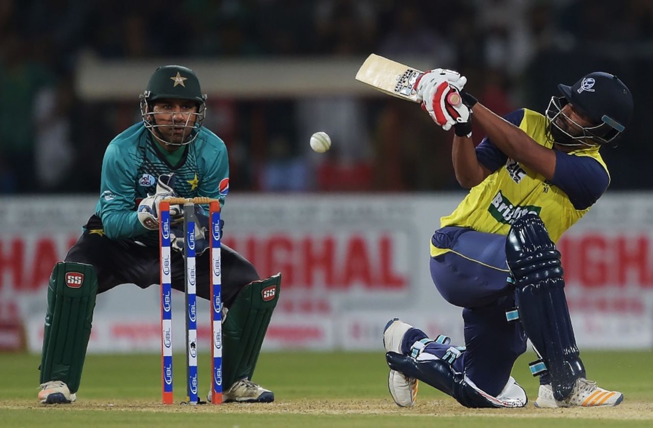 Tamim Iqbal brings out some unorthodoxy, Pakistan v World XI, 2nd T20I, Lahore, September 13, 2017