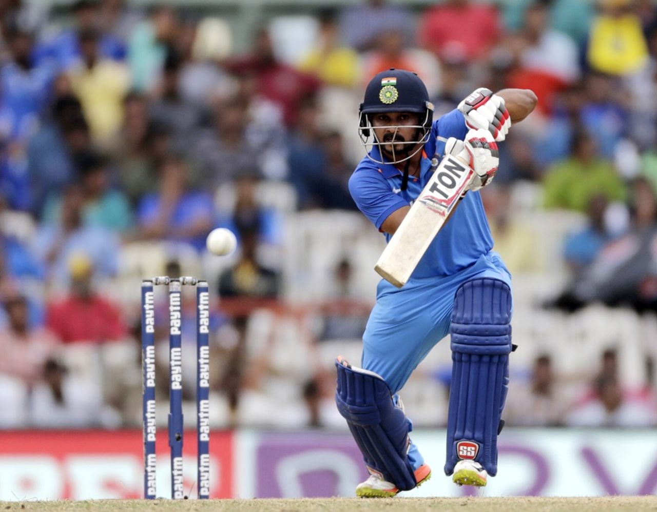 Kedar Jadhav drives the ball, India v Australia, 1st ODI, Chennai, September 17, 2017